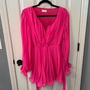 Pink Lily hot pink long sleeve dress with cute wrist detail Size - Small